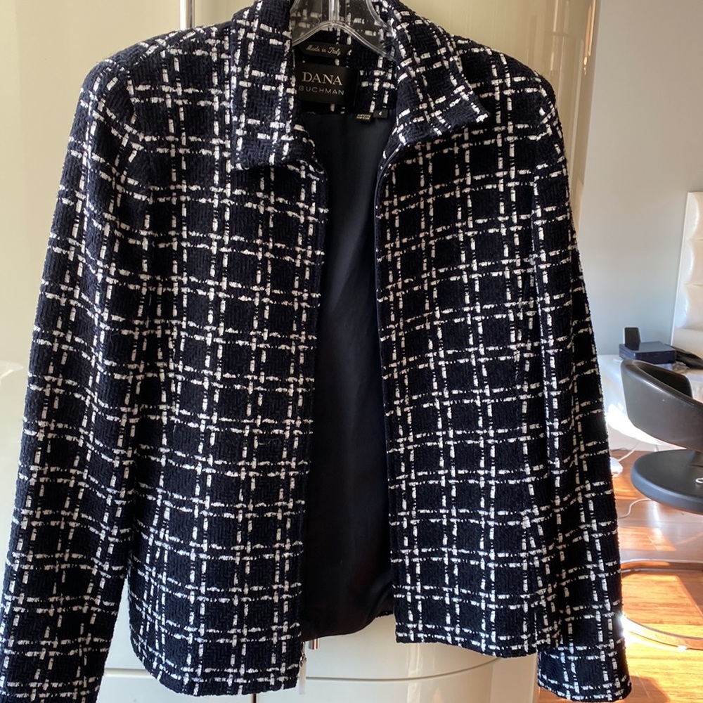 Jacket - Picture 4 of 6